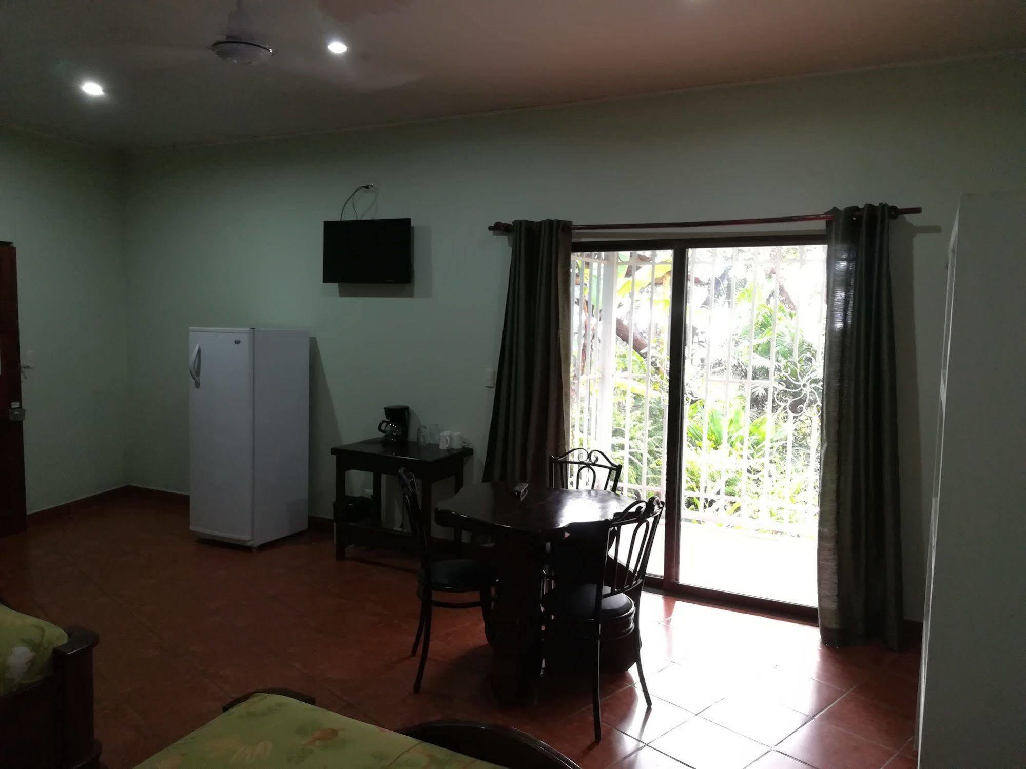Waterfront Hotel Verde Mar Nationalpark Nationalpark Manuel Antonio Exterior foto